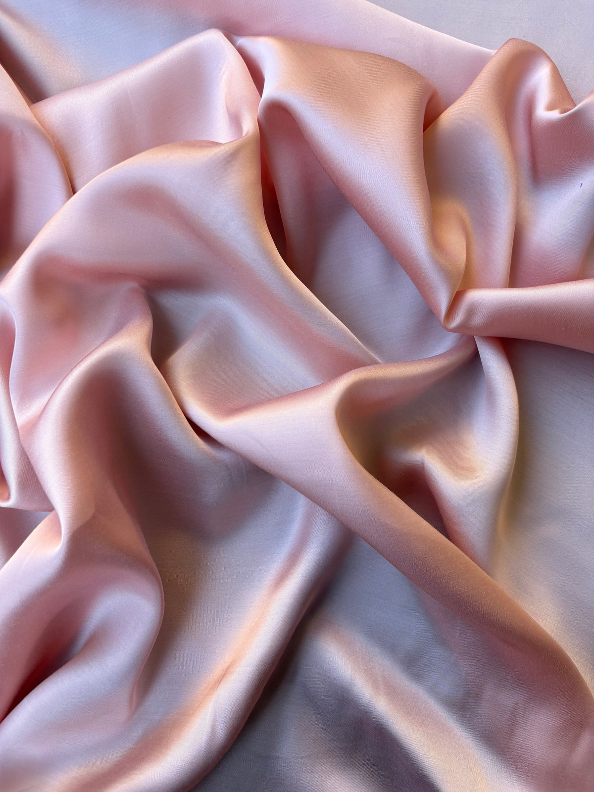 Scampolo satin di viscosa rosa cipria 200x140cm