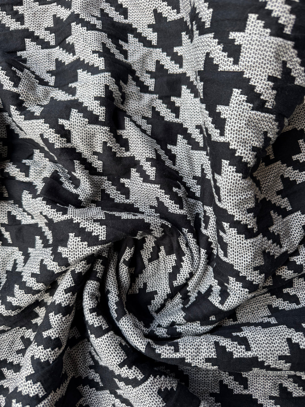 Scampolo maglia pied de poul grigio nero 1,70x1,50