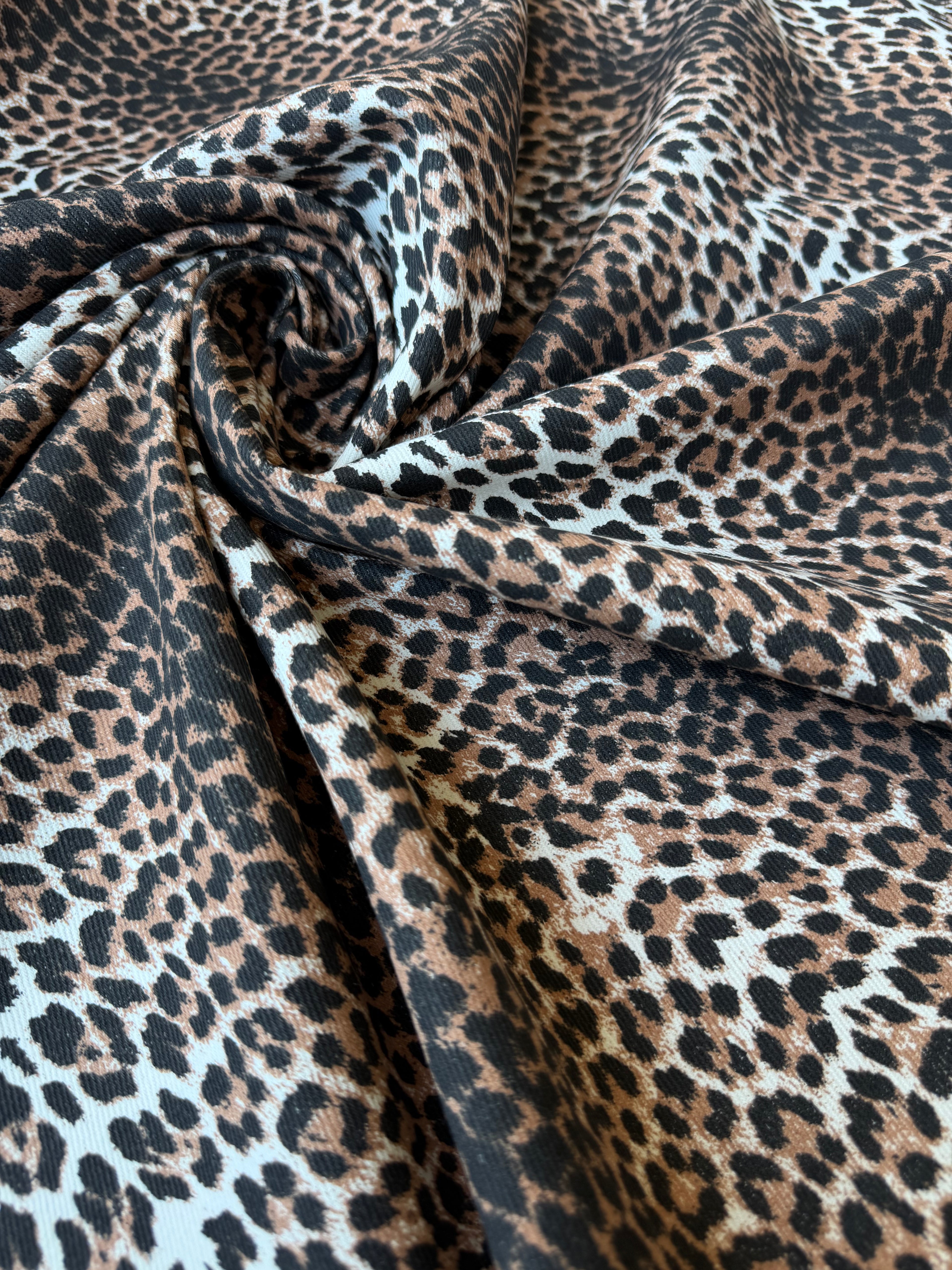 Tessuto Jeans Pesante Animalier Maculato