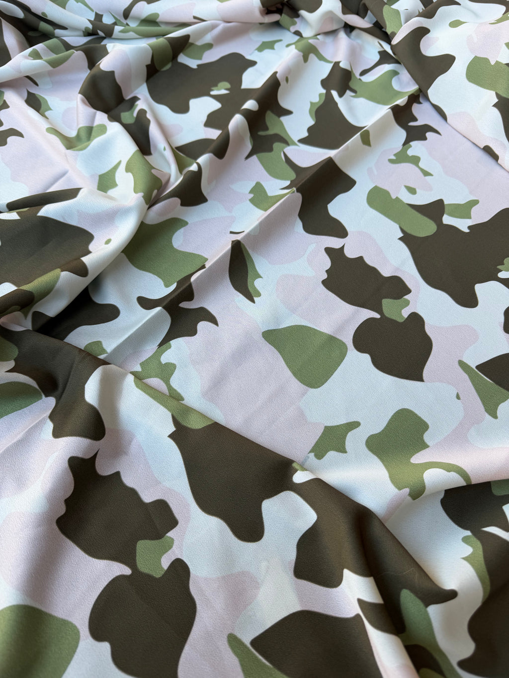 Tessuto Satin Maltinto Verde Rosa