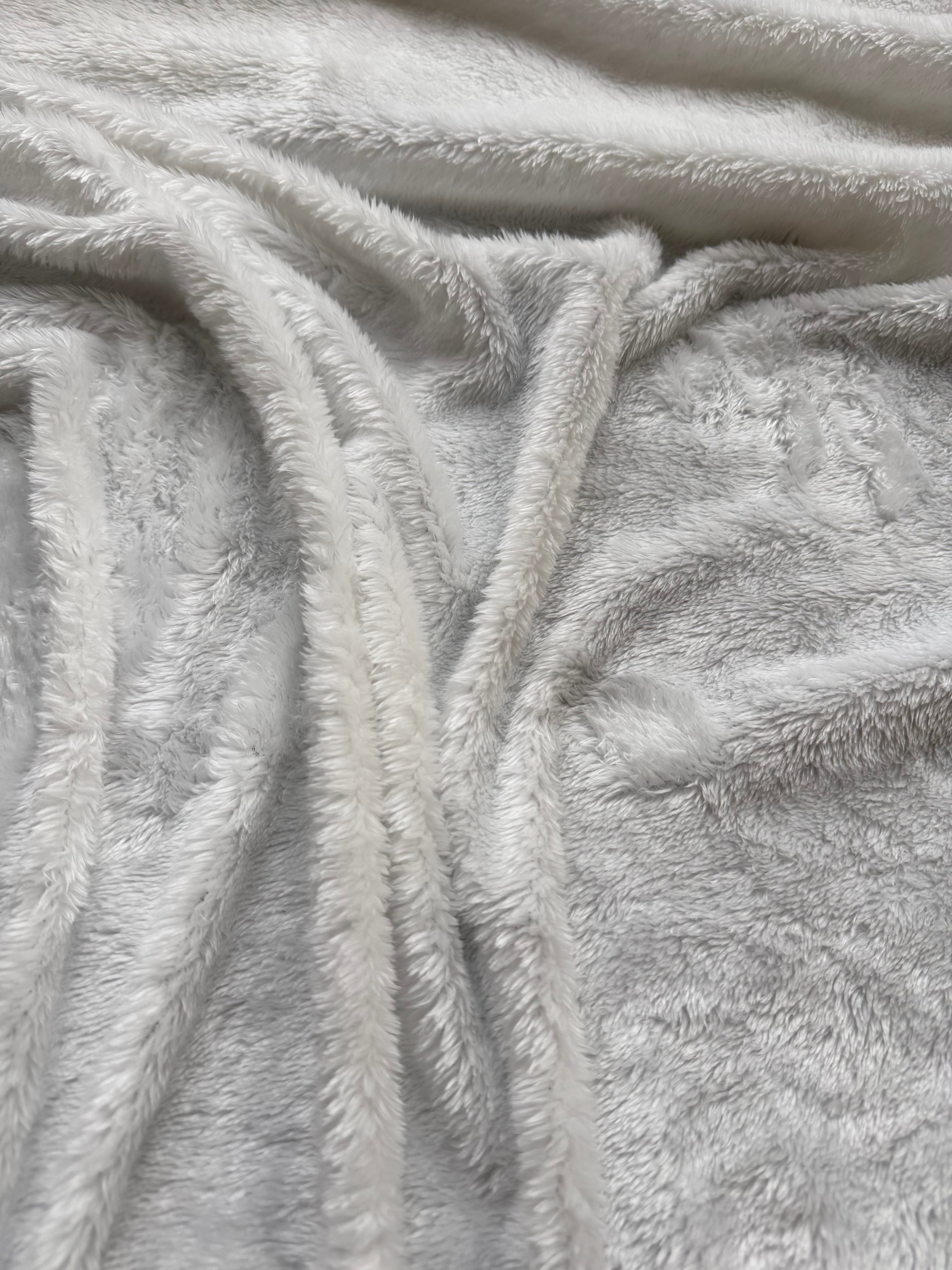 Pelliccia Bianca Addobbi Pelo Medio