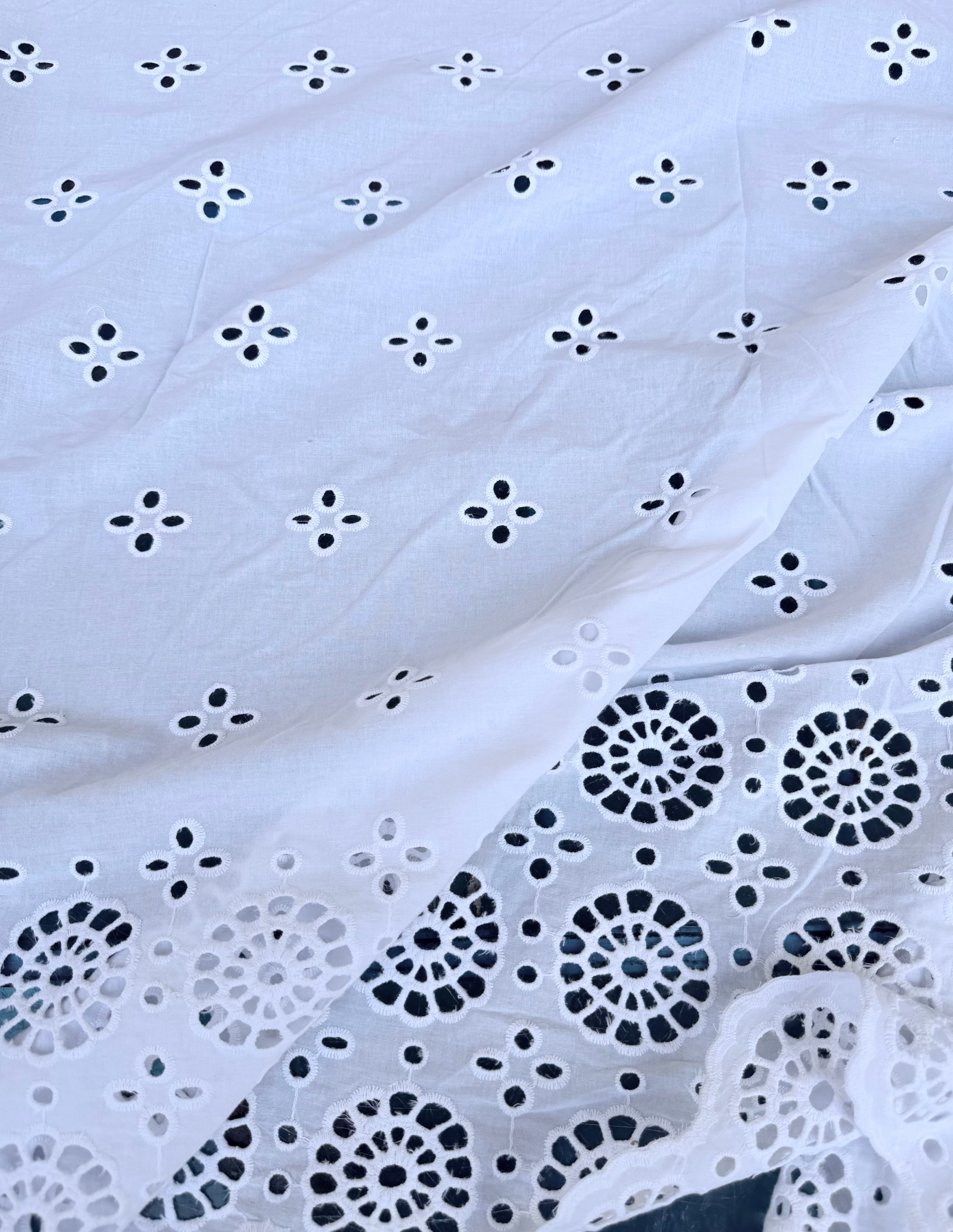 Scampolo Cotone Pizzo San Gallo Ricamato Venezia 2,20x1,50