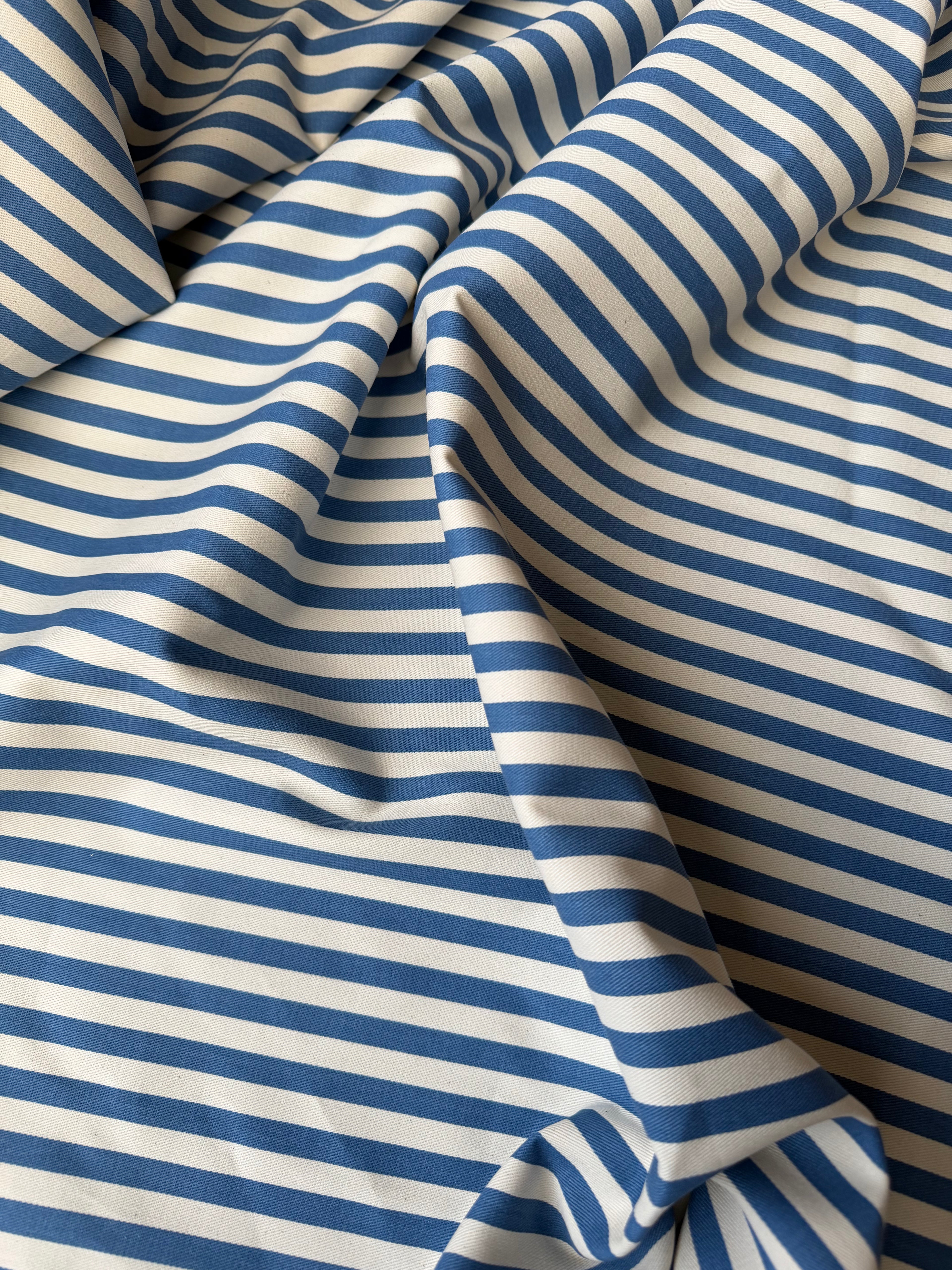 Tessuto Gambardina Azzurro Marinaio Cotone