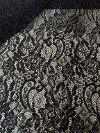 Encaje de macramé festoneado negro