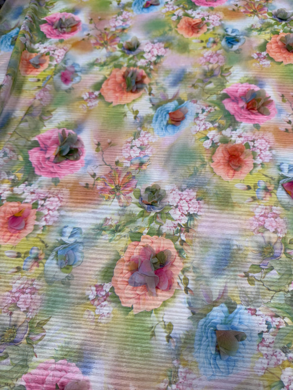 Tessuto Georgette floreale 3D Rilievo