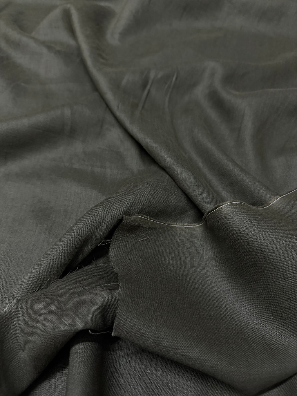 Tessuto puro lino Verde Scuro bottiglia SOTTOPREZZO