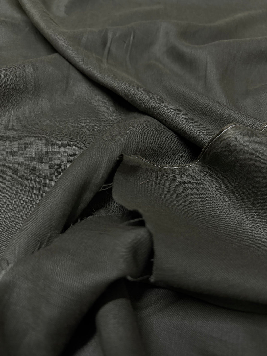 Tessuto puro lino Verde Scuro bottiglia SOTTOPREZZO