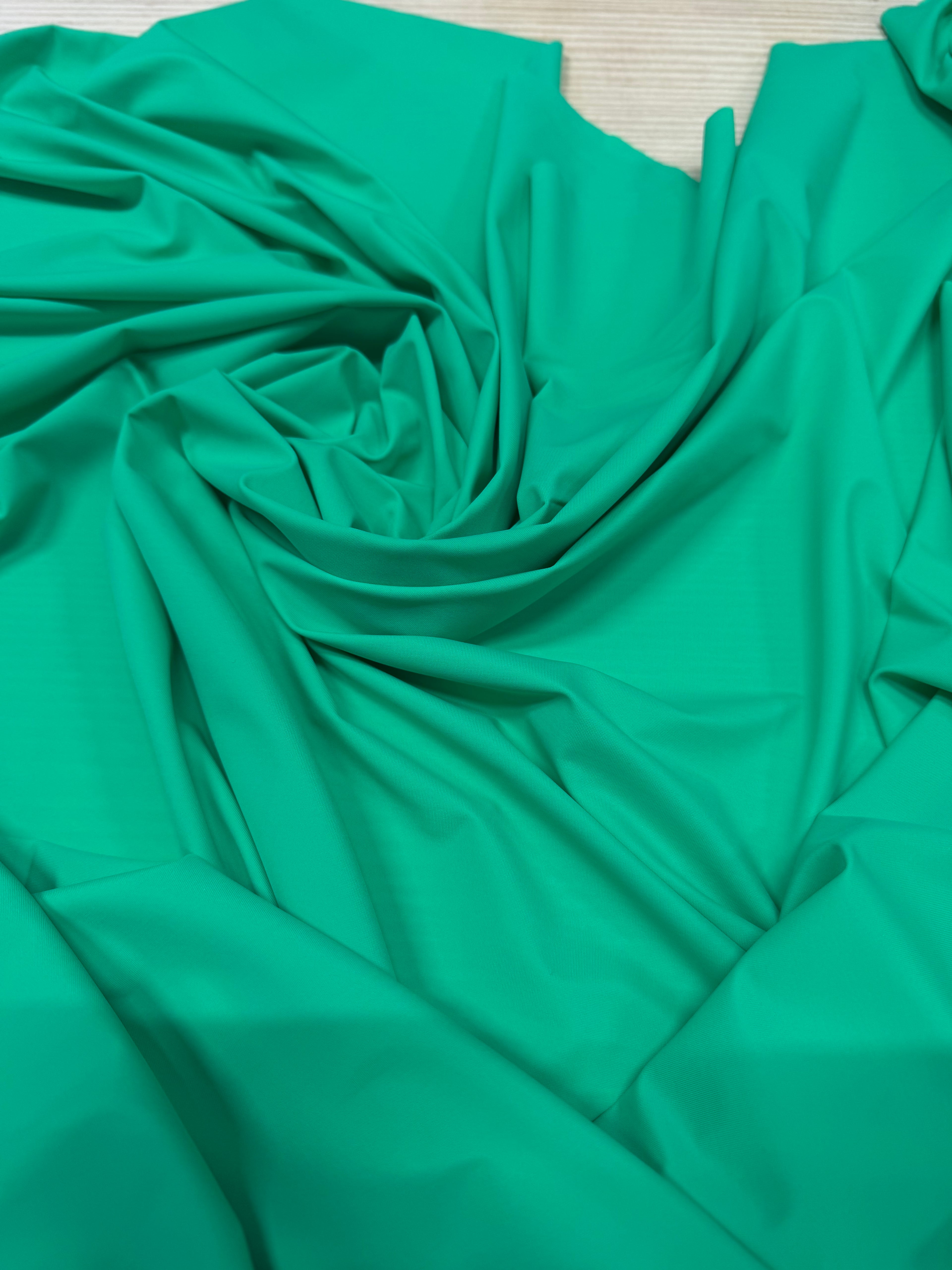 Lycra Color Sólido VERDE TIFFANY Mate 