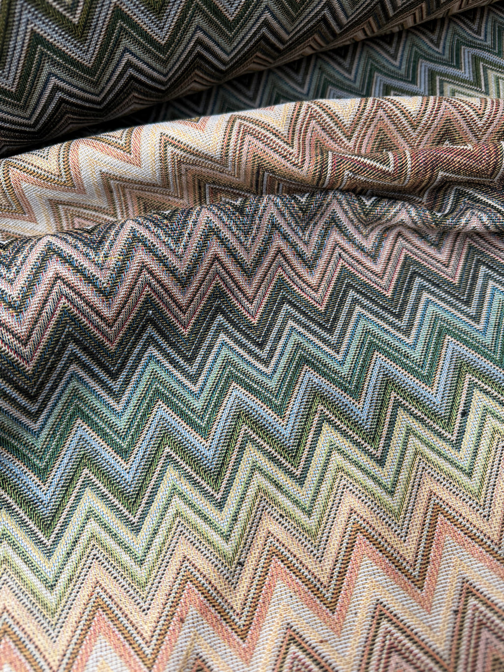 Tappezzeria Gobelin Spigato Stile Missoni Arredamento Sabbia Oro 280h