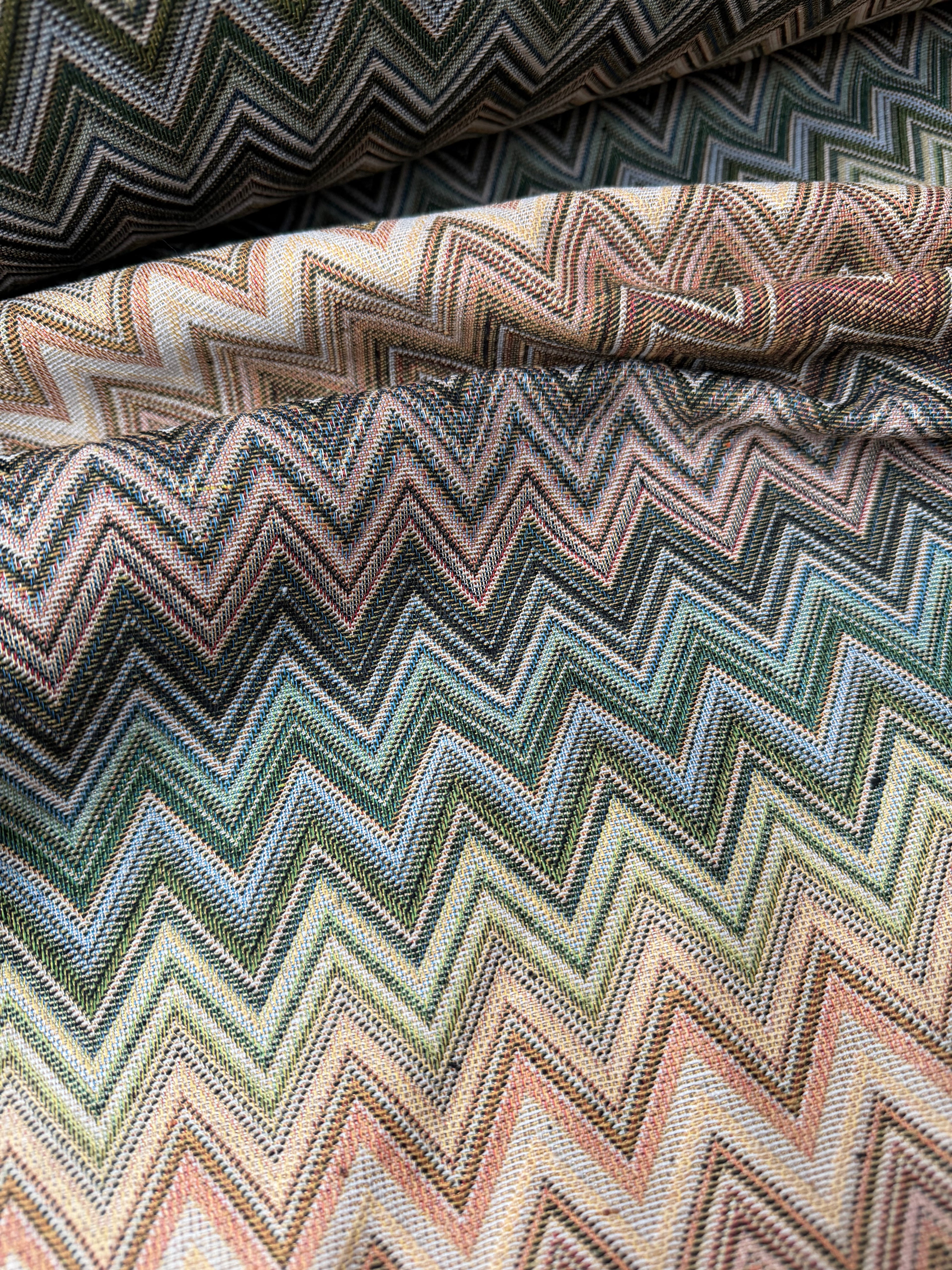 Tappezzeria Gobelin Spigato Stile Missoni Arredamento Sabbia Oro 280h