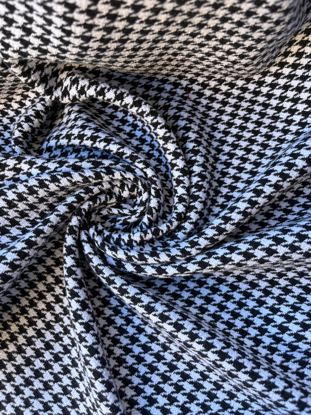 Tessuto chanel tweed pied de poul