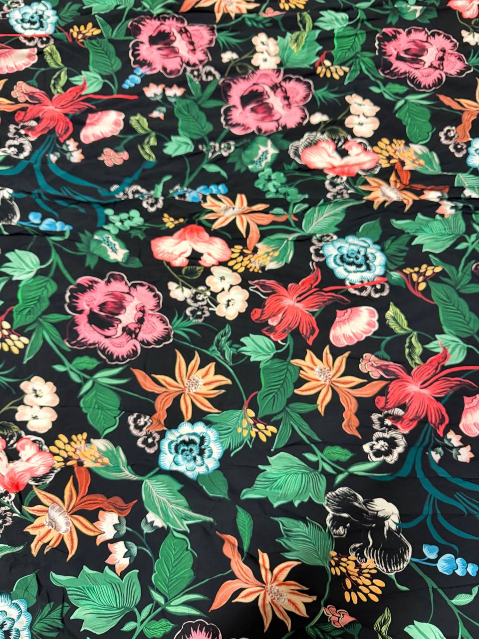 Scampolo Floreale Cartoon Viscosa 3,30x1,50