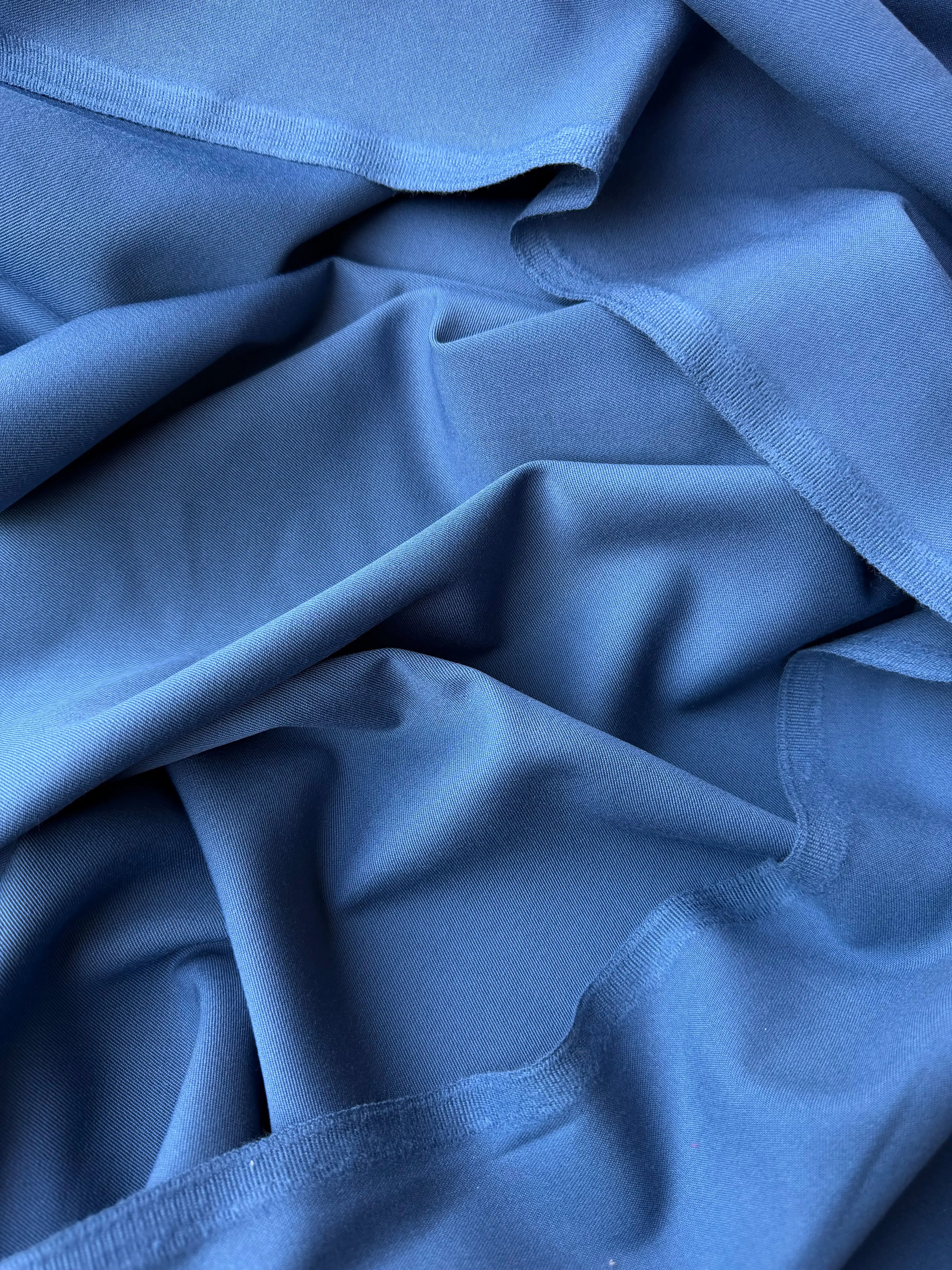 Fresh Wool Tokyo Stretch Solid Color 