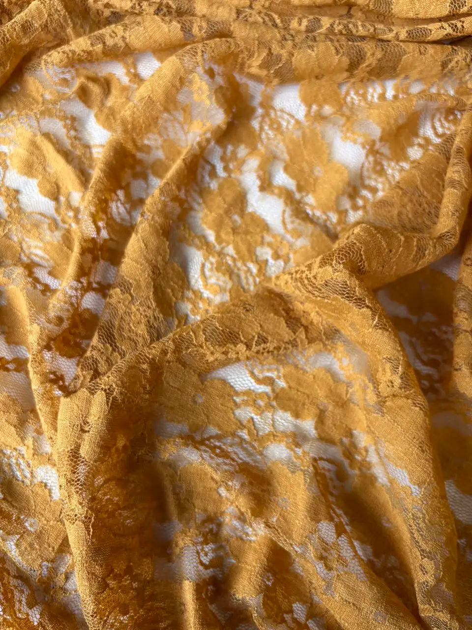 Pizzo Macrame Floreale Giallo senape Bielastico