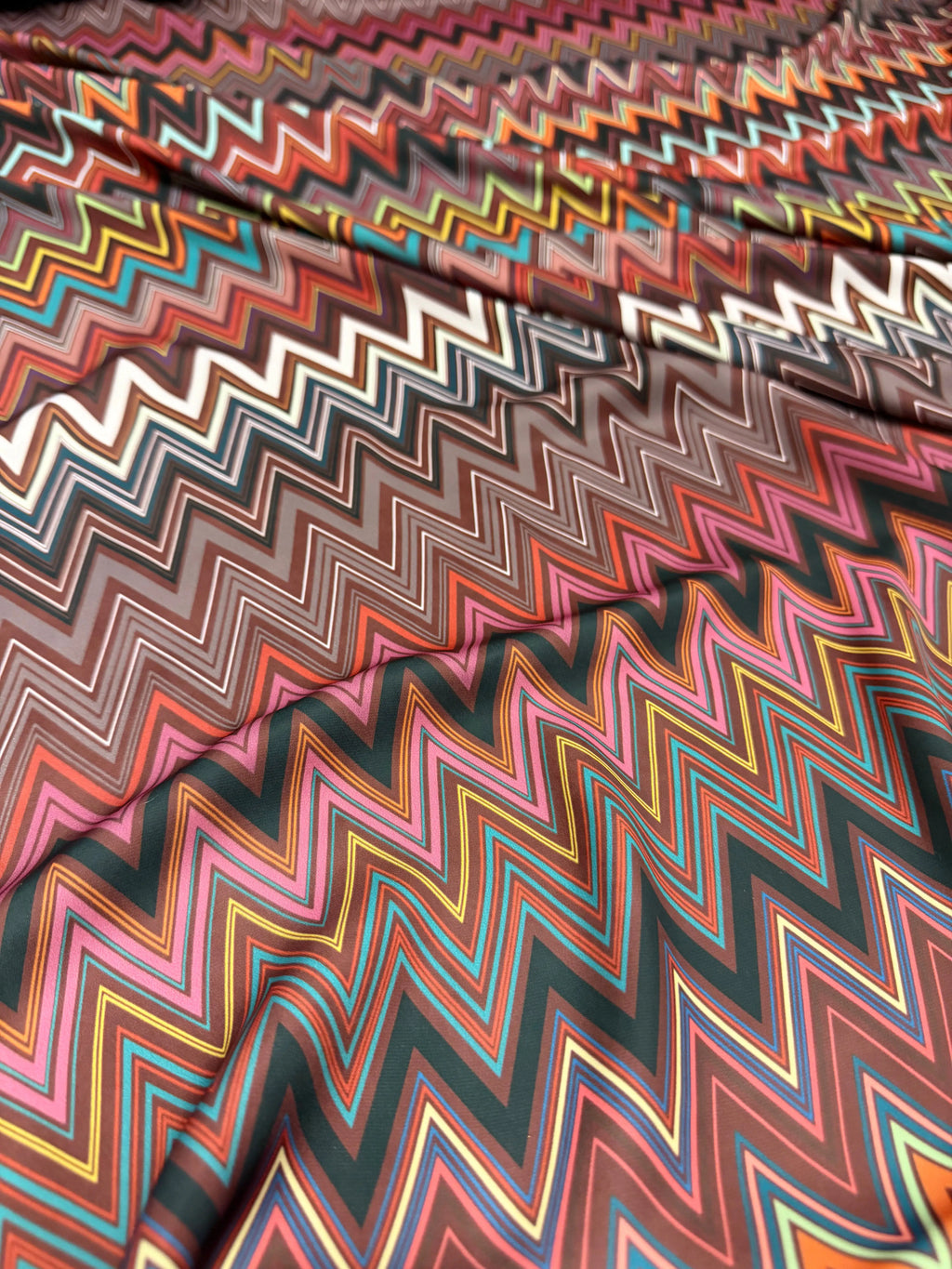 Tessuto Satin Stile Missoni