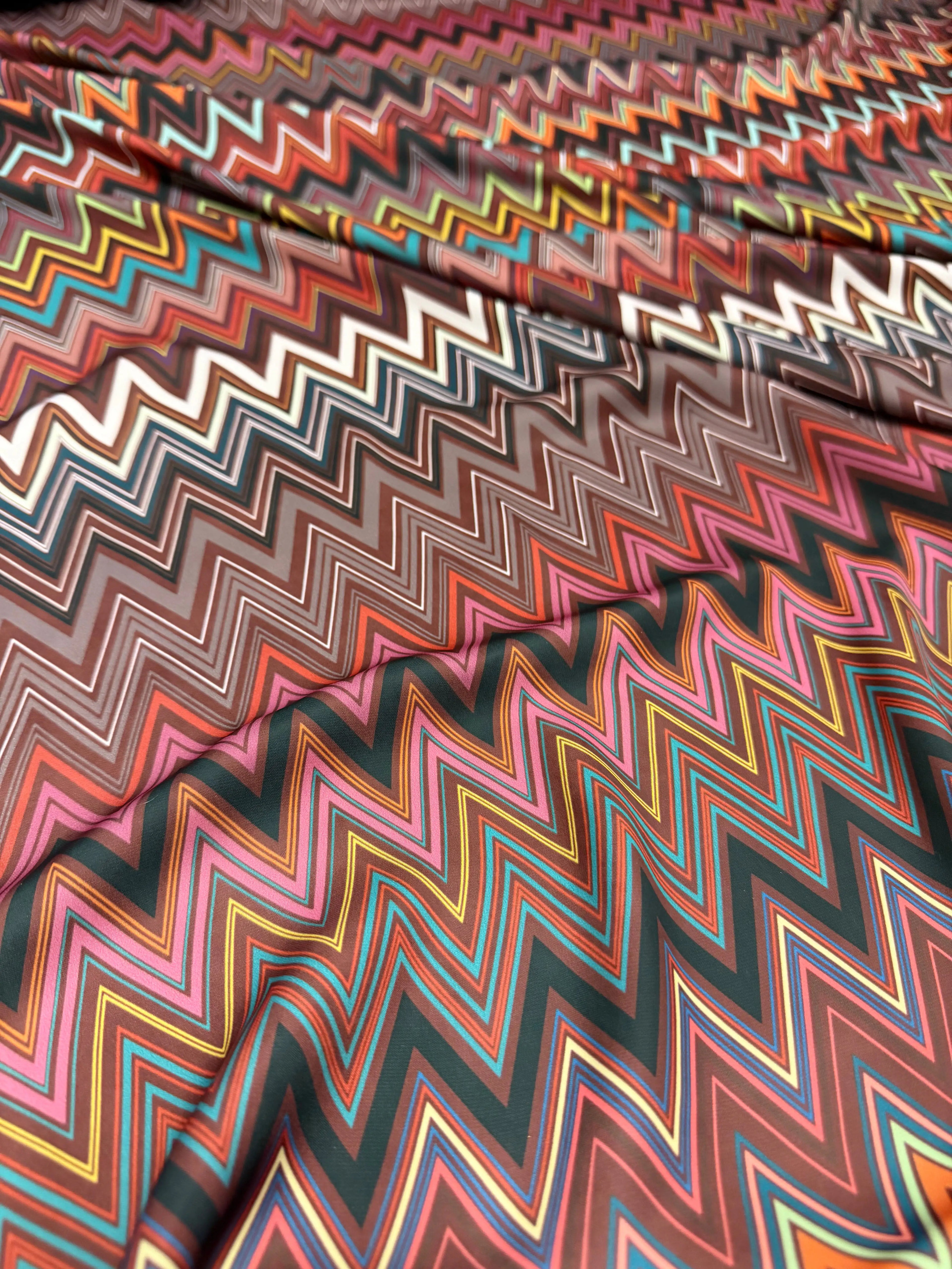Tessuto Satin Stile Missoni