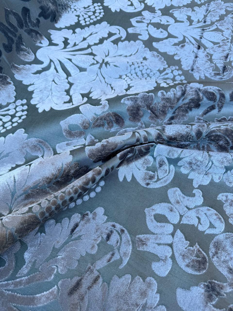 Damascato Jacquard Velluto Operato Celeste Polvere