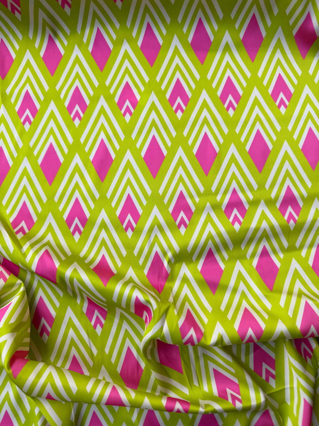 Tessuto Satin Geometrico Verde