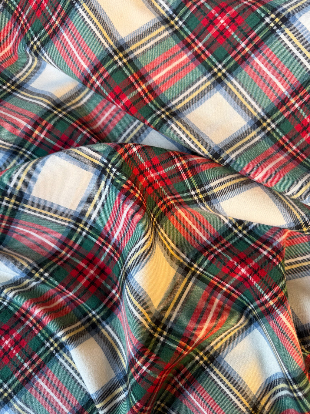 Scottish Tartan Wool Checks White Red
