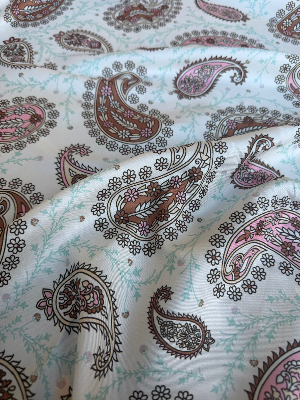 Tessuto Satin Paisley