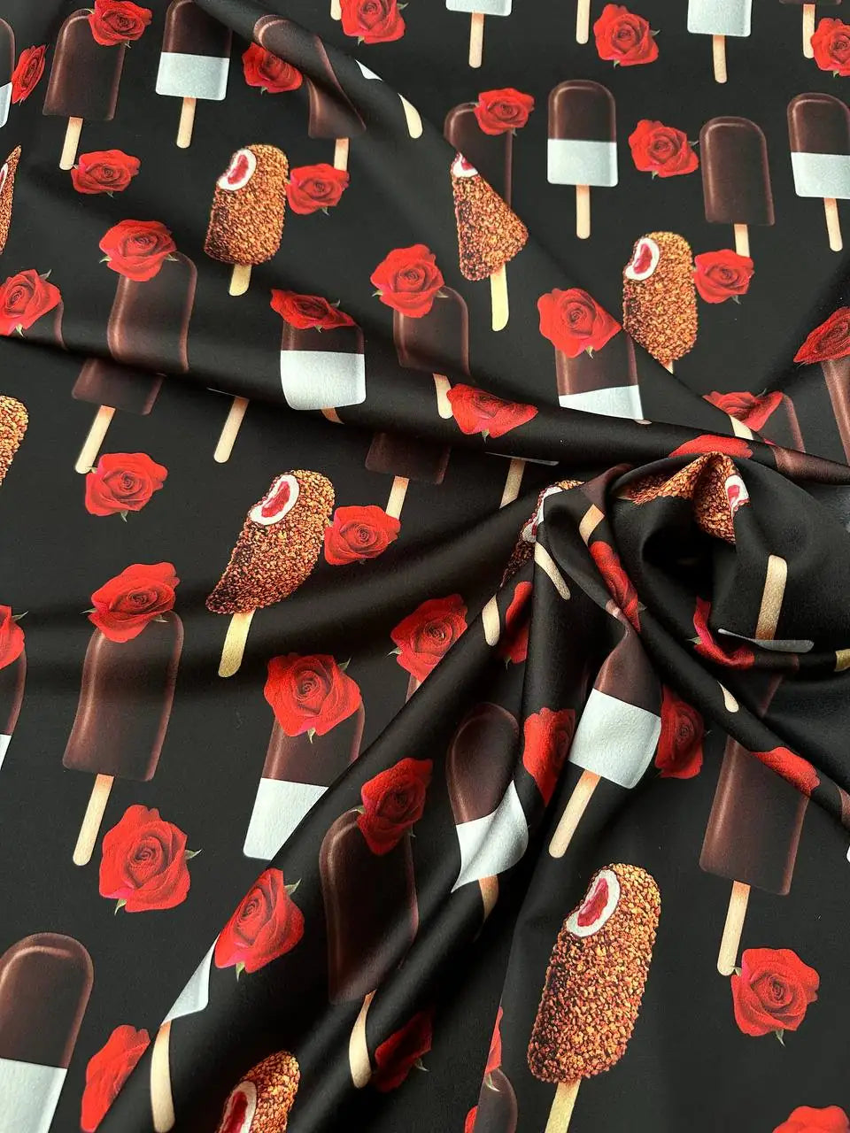 Scampolo Satin Icecream Nero 3,00x1,50