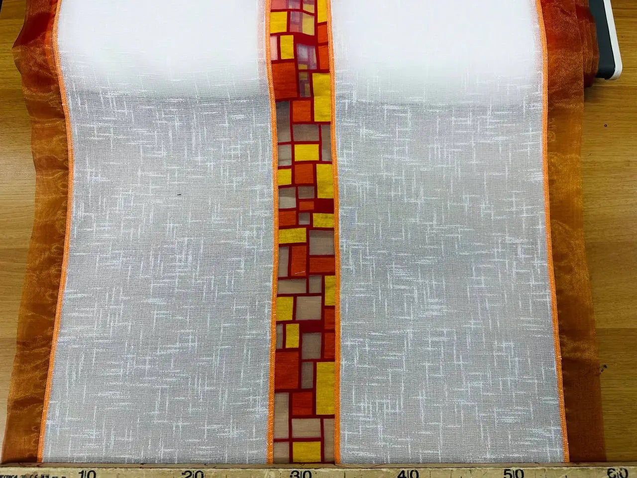 Tendina Arancione Geometrica