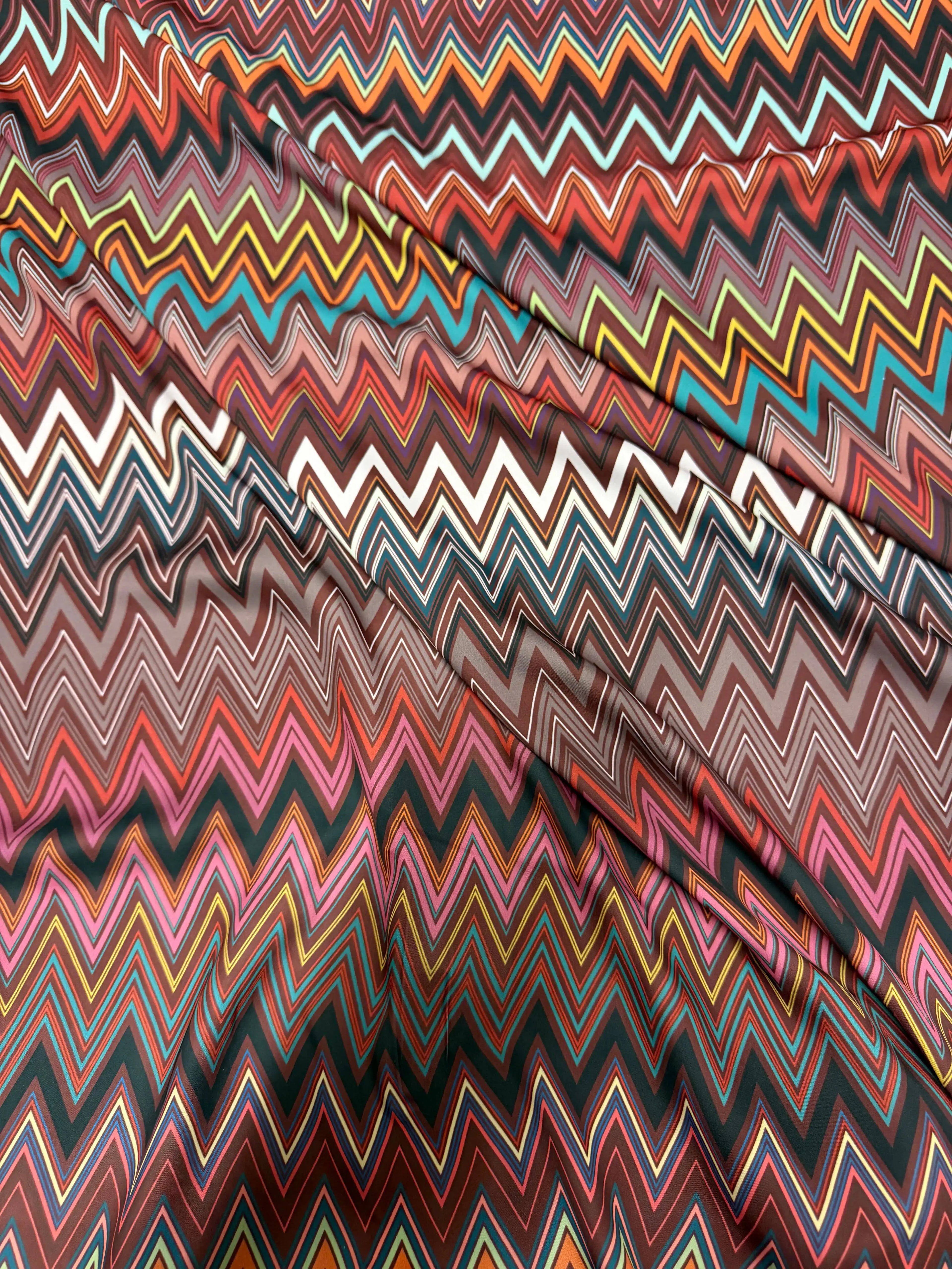 Tessuto Satin Stile Missoni