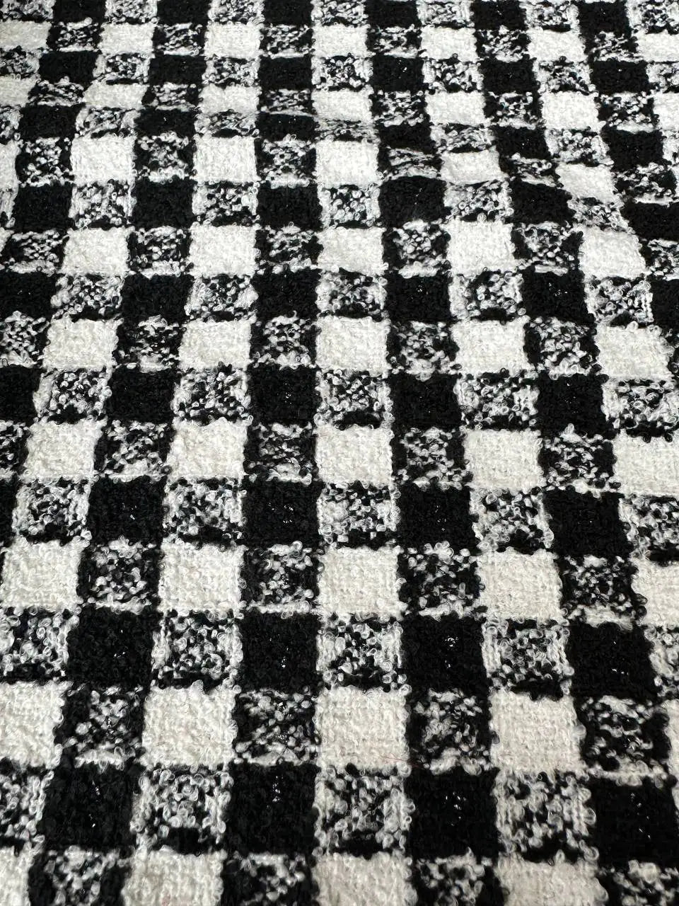 Tessuto Tweed Bouclè Tipologia Chanel Black White