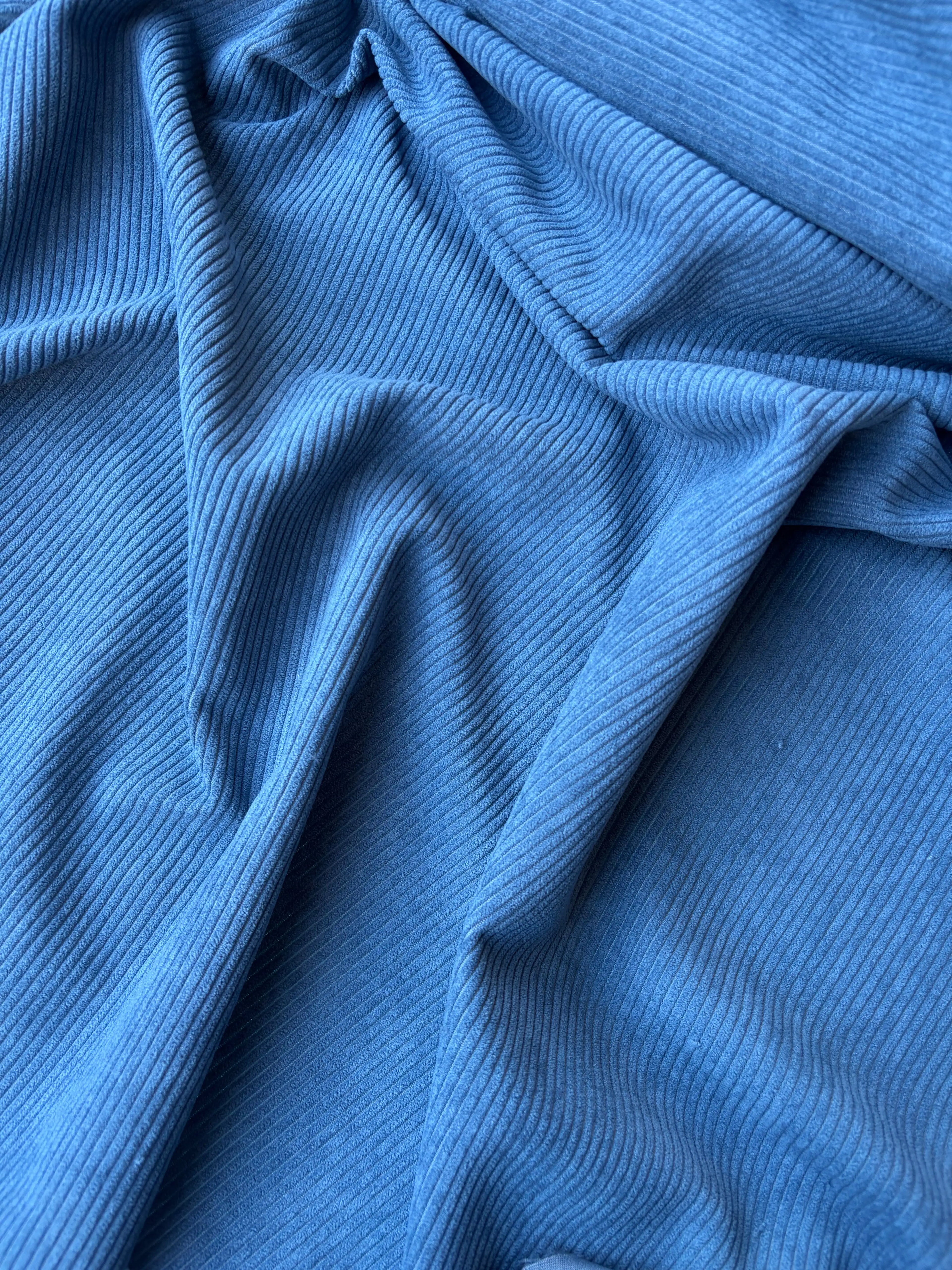 Velluto Rigatino Millerighe Metraggio / Celeste polveriera