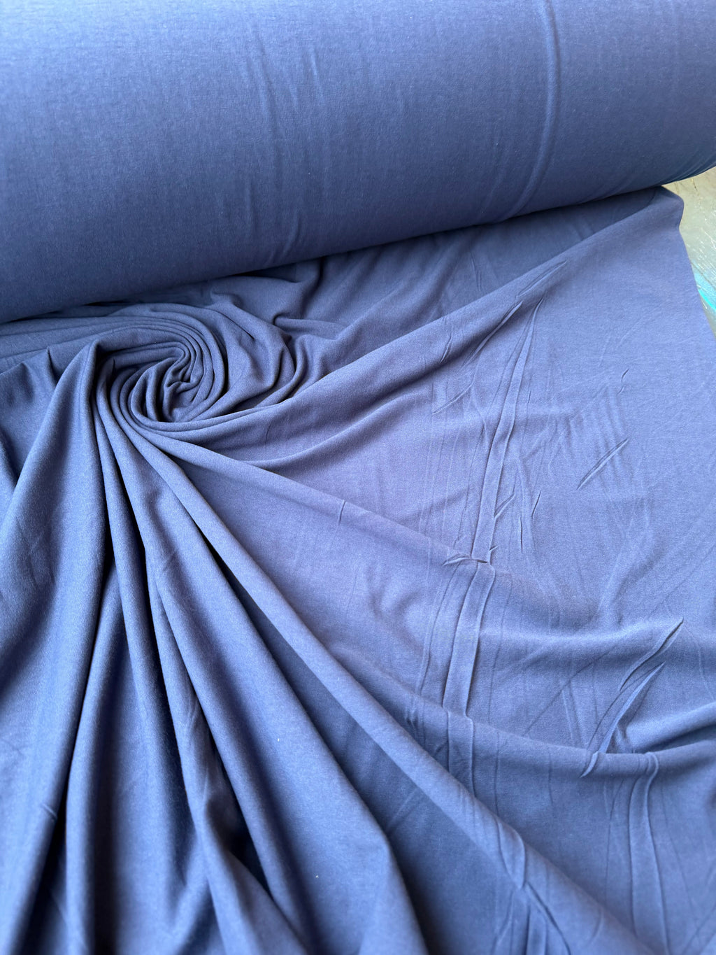 Jersey cotone confortevole color blu medio per capi quotidiani