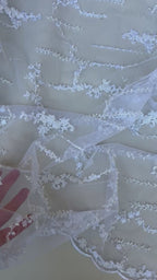 Pizzo Cerimonia floreale small Diana