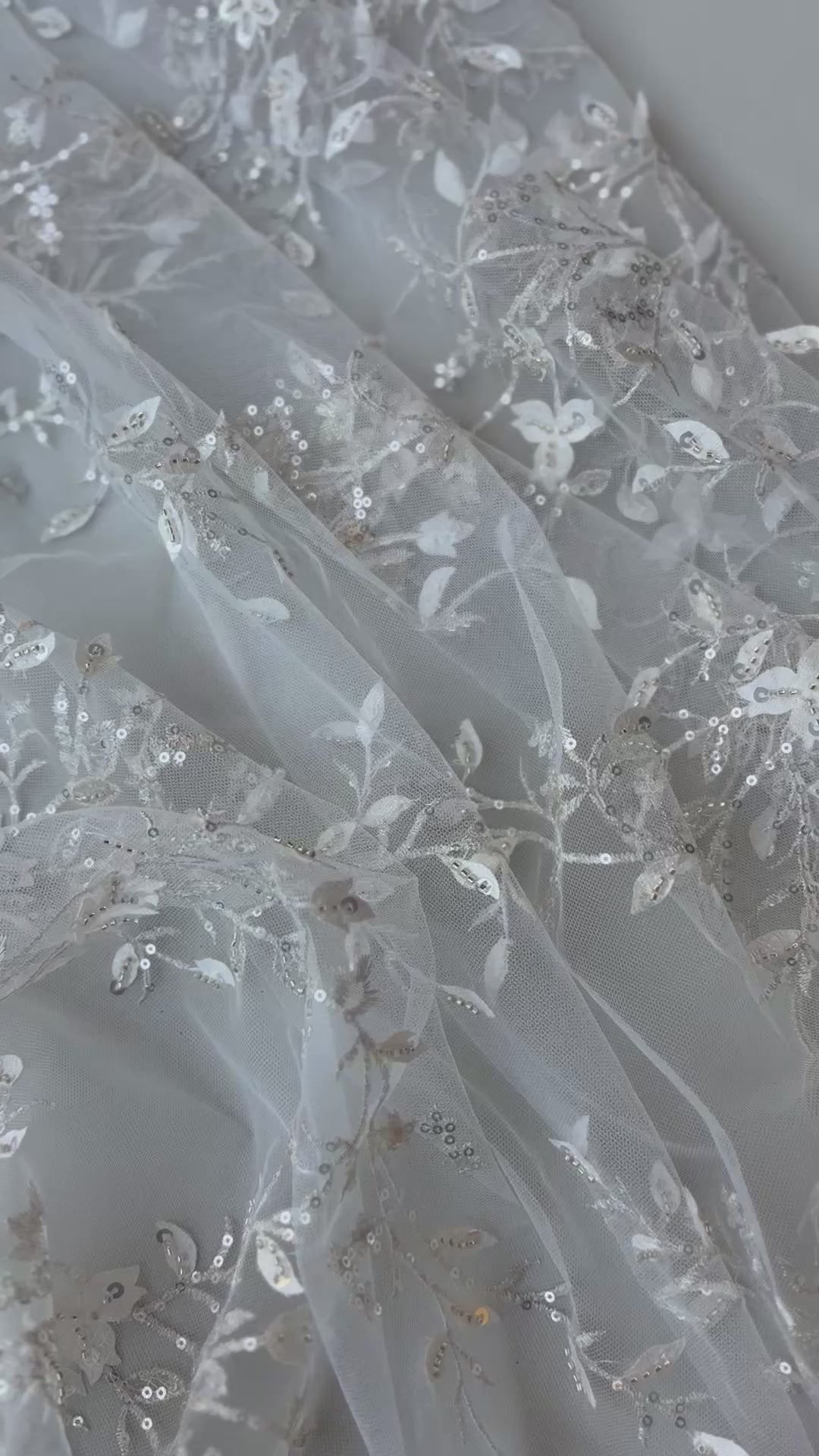 Pizzo Cerimonia foglia bianco seta Formidable