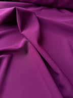 Tessuto cady elastico prugna ideale per tailleur e completi eleganti