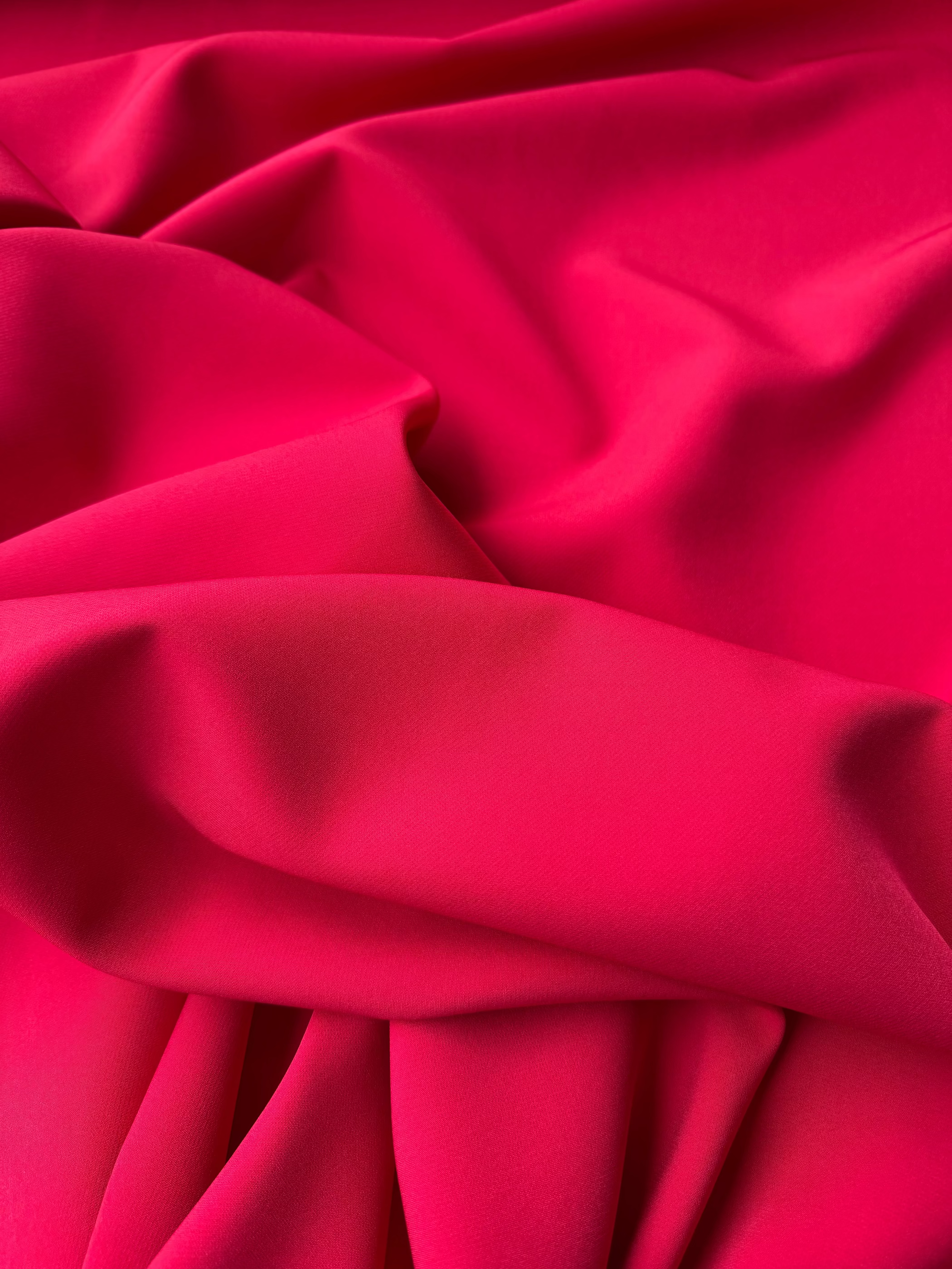 Tessuto cady elastico rosso anguria per abiti eleganti e vestiti aderenti