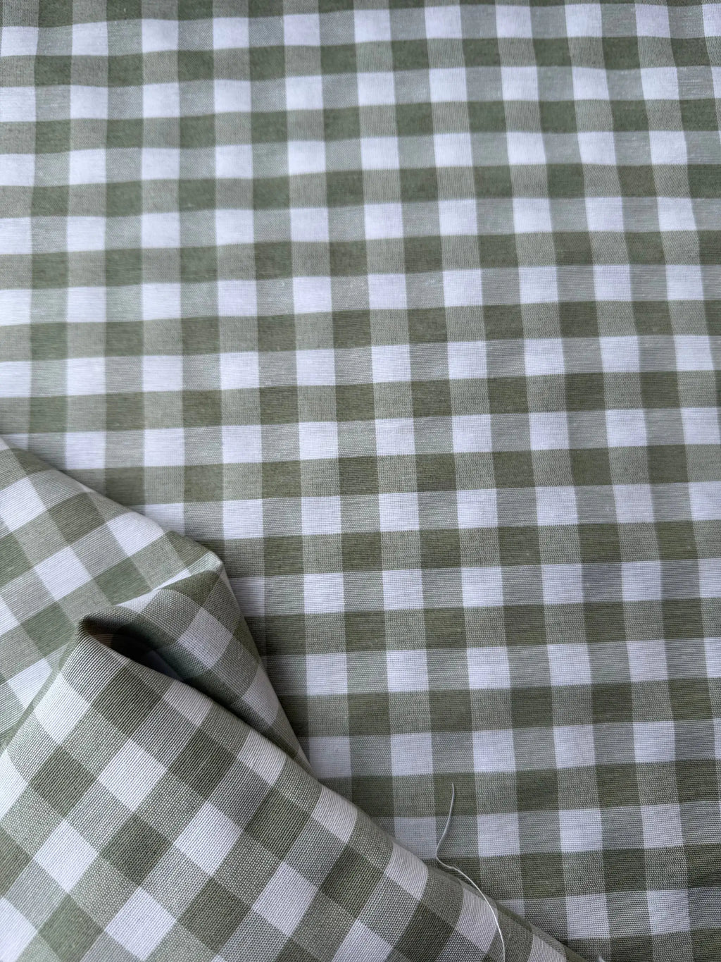 Tessuto cotone quadretti verdino tinto in filo, tessuto resistente per tovaglie e decorazioni casa