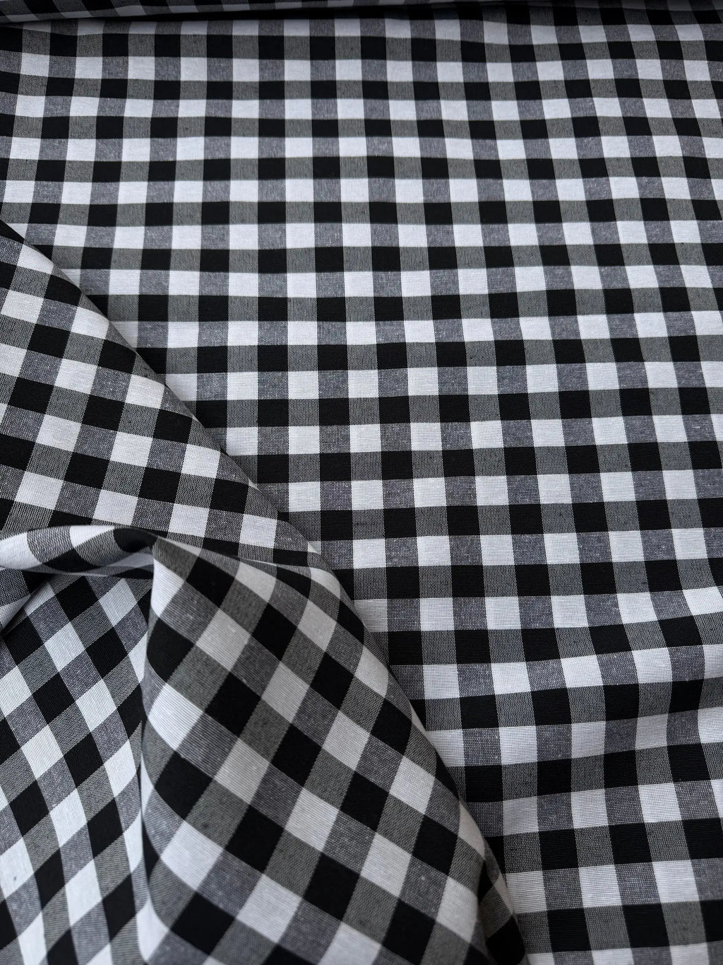 Tessuto cotone quadretti nero tinto in filo, tessuto resistente per tovaglie e decorazioni casa