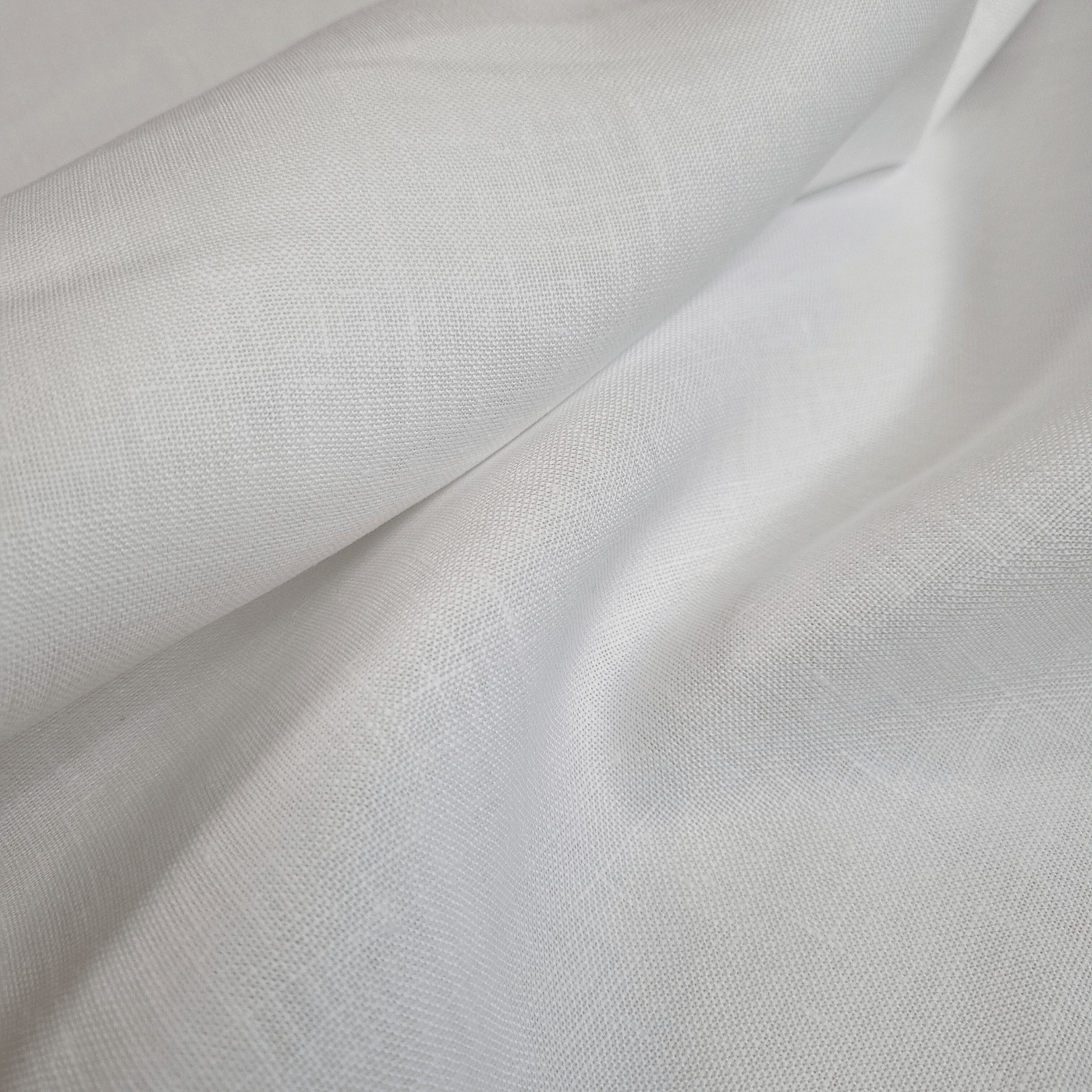 Tessuto doppio lino bianco seta, elegante e strutturato, ideale per decorazioni, bomboniere e cucito creativo