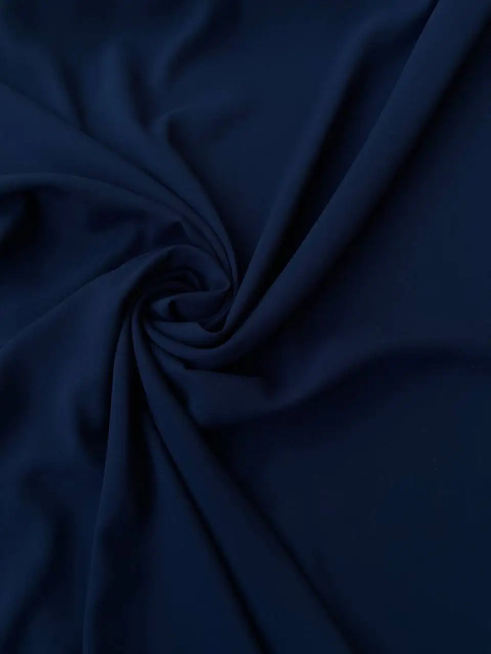 Tessuto georgette tinta unita blu scuro, leggero e trasparente, perfetto per abiti eleganti e camicie