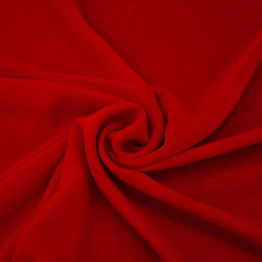 Tessuto georgette tinta unita rosso, leggero e trasparente, perfetto per abiti eleganti e camicie