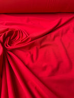Tessuto jersey cotone rosso per abbigliamento leggero e quotidiano