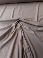 Tessuto jersey cotone tortora ideale per t-shirt e maglie comode