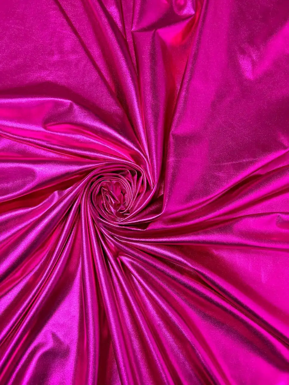 Tessuto lycra spalmata bielastica colore fucsia, lucida ed elastica, ideale per costumi danza e spettacolo