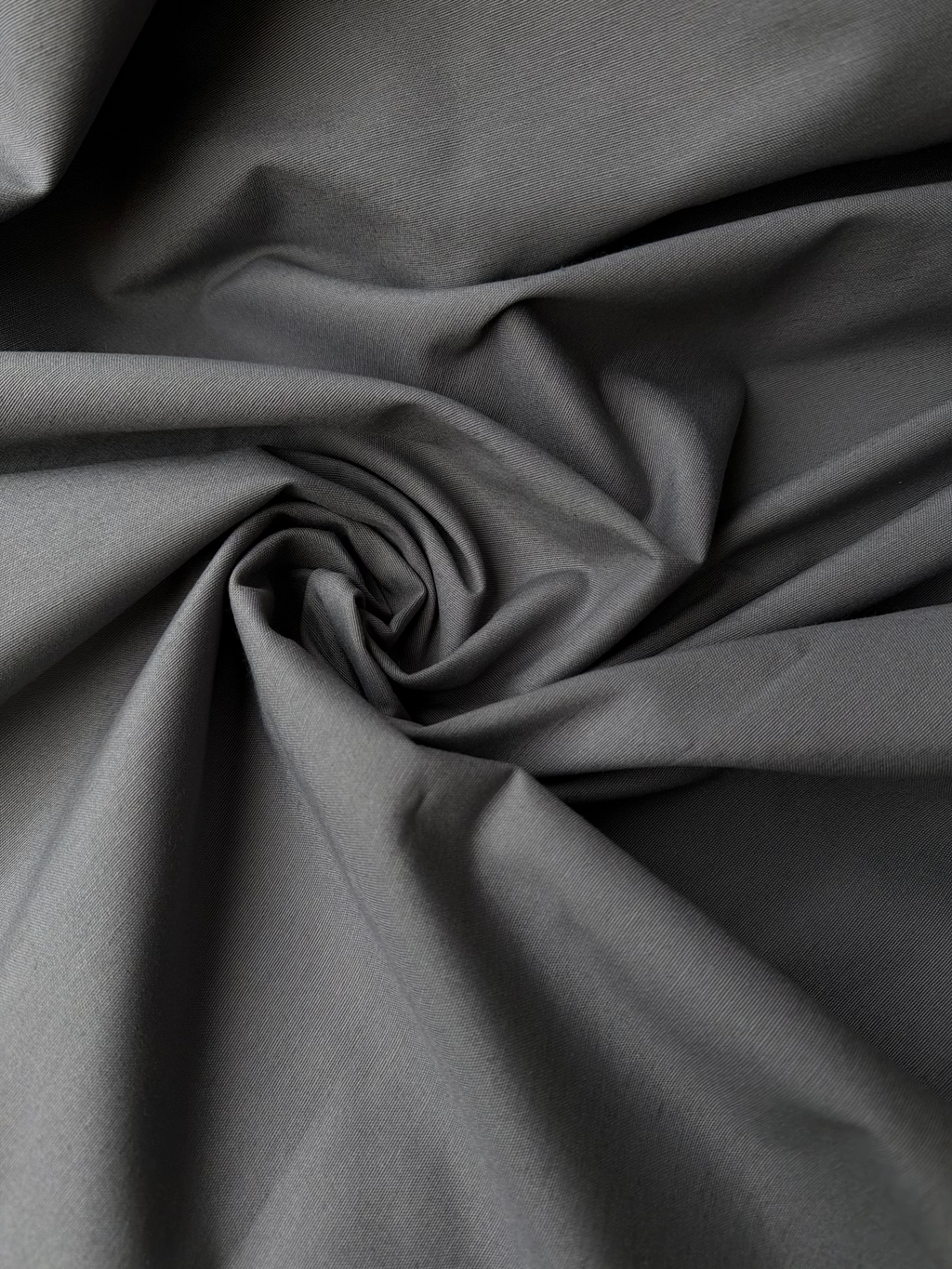 Tessuto panama tinto in filo grigio scuro 280 cm, trama robusta per copritavolo e decorazioni casa